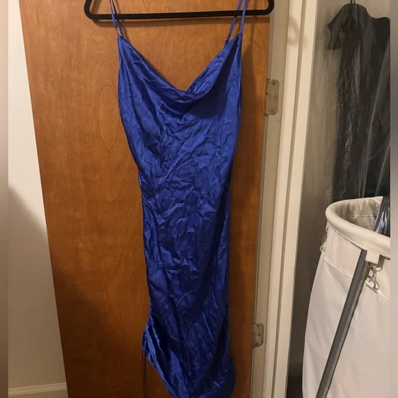 NWT Aritzia Wilfred Only Ruched Slip Dress size M - Picture 4 of 6